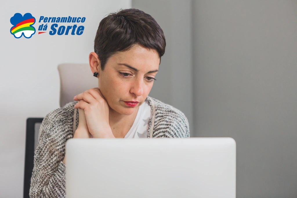 O que verificar antes de comprar um título para o sorteio semanal